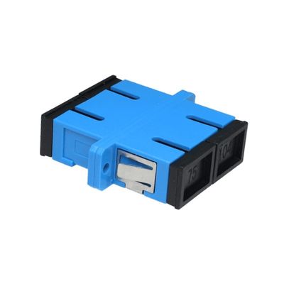 Adaptateur à fibre optique quadri-SC sans oreille à l'épreuve de la poussière avec APC UPC PC PBT Matériau 1 port/2 ports