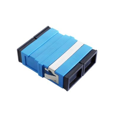 Adaptateur à fibre optique quadri-SC sans oreille à l'épreuve de la poussière avec APC UPC PC PBT Matériau 1 port/2 ports