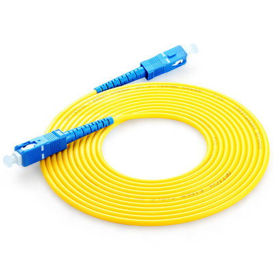 Équipement de fibre optique SC UPC Cordon de patchage en fibre optique pour la connexion à vitesse de fibre optique
