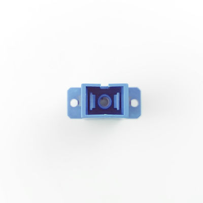 Adaptateur à fibre optique FTTH SC avec couplage simple à l'épreuve de la poussière à l'oreille UPC fabriqué par PBT