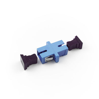 Adaptateur à fibre optique FTTH SC avec couplage simple à l'épreuve de la poussière à l'oreille UPC fabriqué par PBT