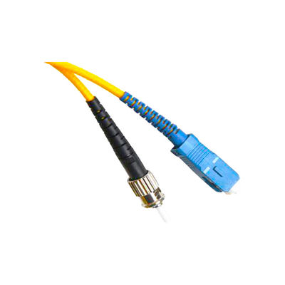Corde à patch en fibre optique SC ST de longueur personnalisable pour les équipements de pointe