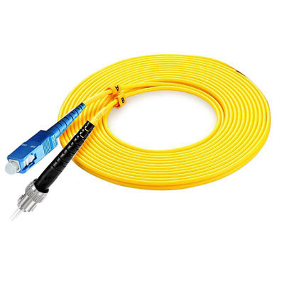 Corde à patch en fibre optique SC ST de longueur personnalisable pour les équipements de pointe
