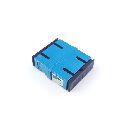 Adaptateur à fibre optique duplex SC/UPC pour FTTH à étanchéité à la poussière Adaptateur sans oreille 2 ports