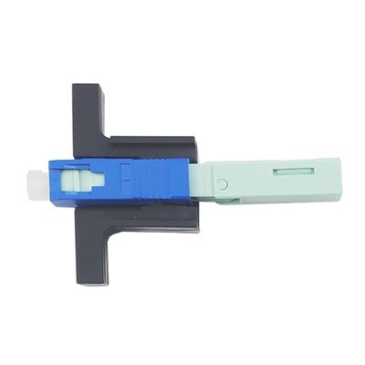Connecteur rapide en fibre optique UPC poli pour l'assemblage de câbles FTTH
