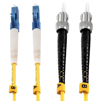 Cordon à fibre optique LC ST de longueur personnalisable pour FTTH
