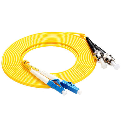 Cordon à fibre optique LC ST de longueur personnalisable pour FTTH