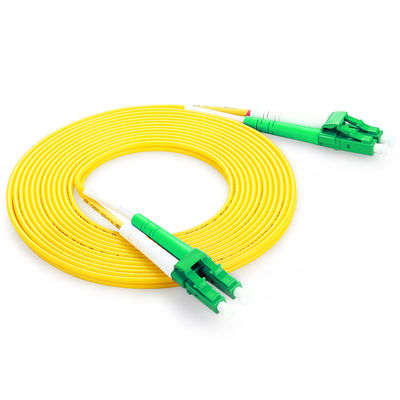Corde de patch à fibre optique LC APC de longueur personnalisable pour des performances FTTH améliorées
