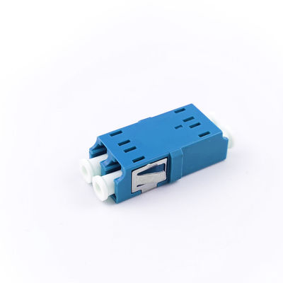 FTTH Duplex LC UPC Adapteur à fibre optique 2 Port Coupler PBT Conception sans oreille pour le réseautage
