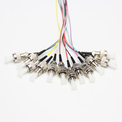 FC Pigtail Patchcord en fibre optique pour les configurations de réseau personnalisables