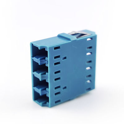 Solution FTTH économe en espace Standard Flange sans oreille Carré LC UPC Adaptateur de fibre optique