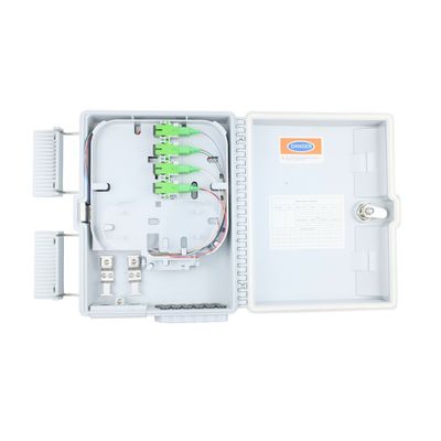 Boîte de distribution en fibre optique à 12 cœurs pour réseau FTTH extérieur Connecteur SC inclus