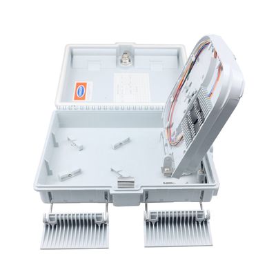 Boîte de distribution en fibre optique à 12 cœurs pour réseau FTTH extérieur Connecteur SC inclus