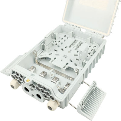 Boîte de distribution de fibres de matériau PC ABS pour accès FTTH à 16 cœurs dans le montage de poteaux muraux