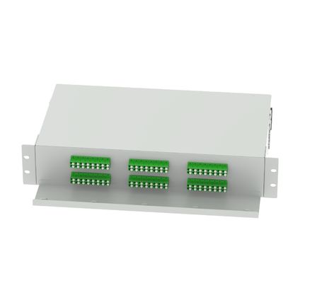 5 LC APC 48 ports 19 pouces Panneau de patch de fibre optique pour les applications FTTH du réseau ODN