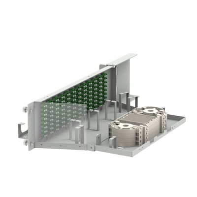 Équipement à fibres optiques de 19 pouces LC APC de type 96 Noyaux Panneau de patchage optique oscillant avec 5 temps