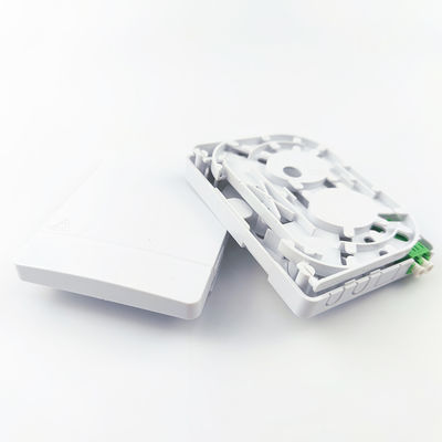 5 - Fabriqué en LC APC, panneau de prise de fibre optique en plastique pour l'intérieur dans les réseaux FTTH