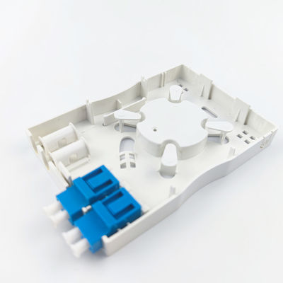 2 cœurs de panneau de prise de fibre optique monté sur le mur pour une application de réseau FTTH en intérieur