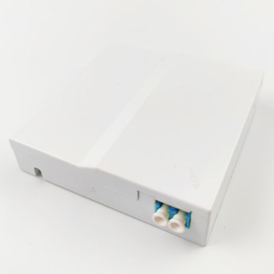 1 port LC UPC Panneau de prise de fibre optique en plastique pour une installation FTTH sans couture