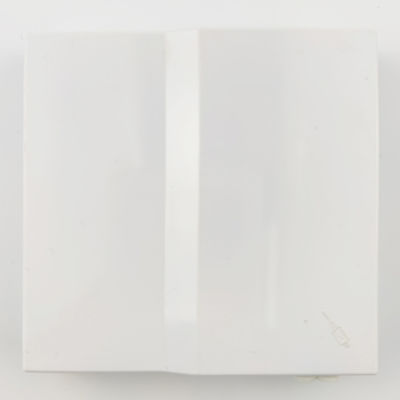 1 port LC UPC Panneau de prise de fibre optique en plastique pour une installation FTTH sans couture