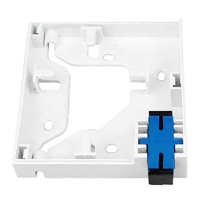 5 SC UPC 1 Panneau de connexion de la plaque de face en fibre optique en plastique à noyau pour réseau durable