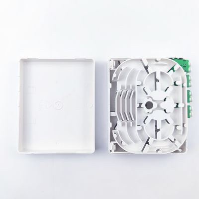 Réseau FTTH Compatible Panneau de prise de fibre optique 4 cœurs Matériau PC ABS pour intérieur
